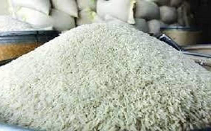 ترخیص ۷۷ هزار تن برنج به جریان افتاد