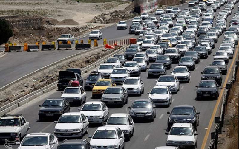 پایتخت خلوت می‌شود؛ ترافیک سنگین در جاده‌ها