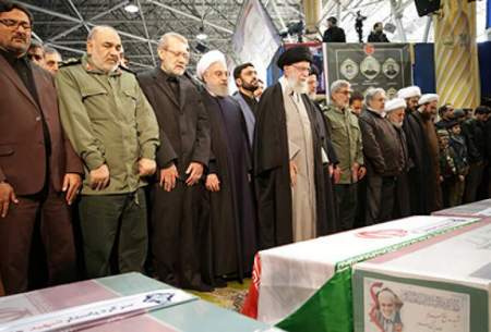 فریاد «نه سازش، نه تسلیم نبرد با آمریکا» در تهران