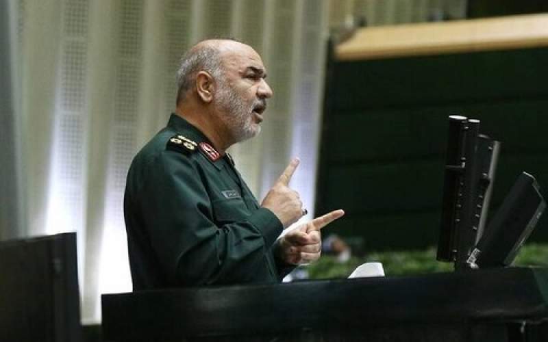 فرمانده کل سپاه پاسداران: آمریکا از ایران شکست خورد