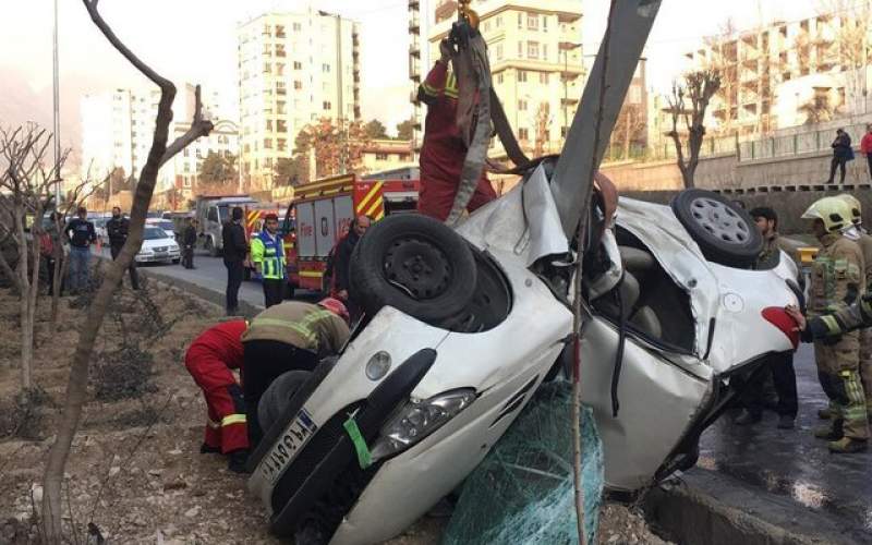 تصادف شدید خودرو 206 در بزرگراه امام علی
