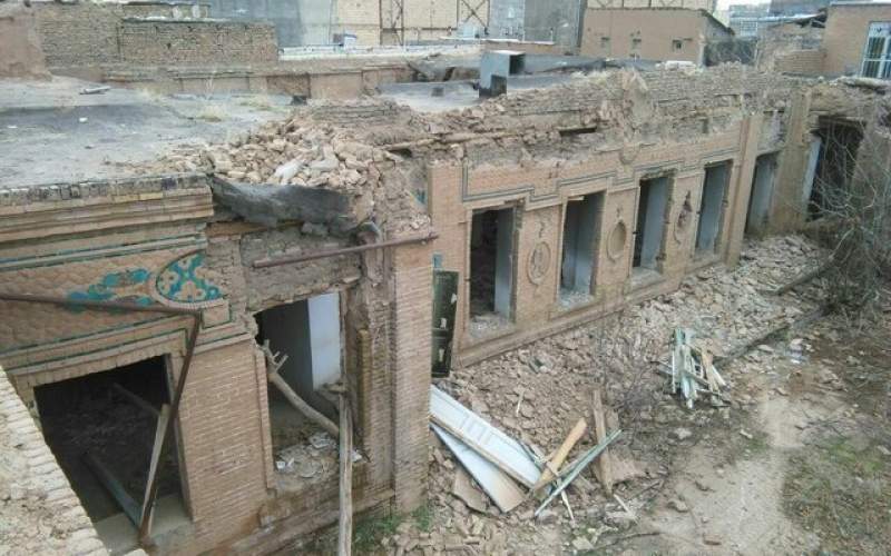 تخریب عمارت رئیس‌التجار در نیشابور
