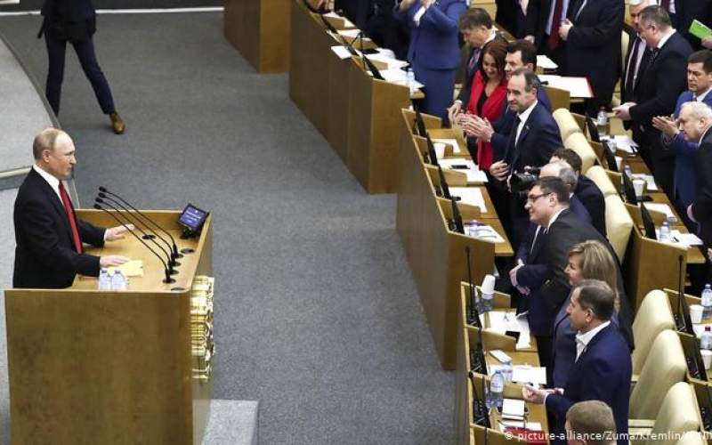 پوتین در نشست پارلمان روسیه پس از تصویب تغییر قانون اساسی