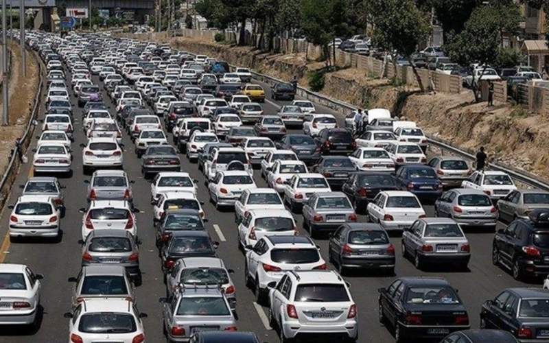 ترافیک سنگین در آزادراه قزوین - رشت