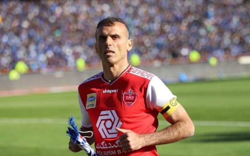 سیدجلال حسینی از فوتبال خداحافظی می‌کند