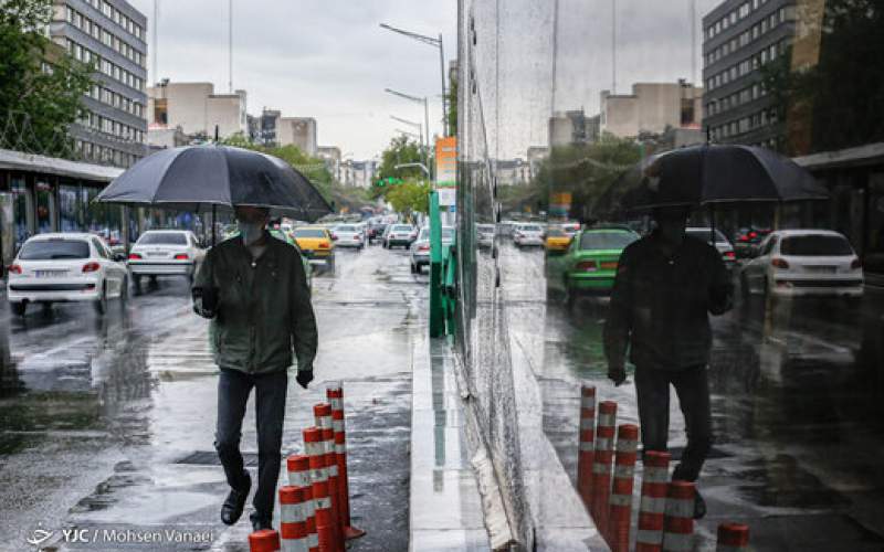 هوای تهران در ۲۰ فروردین بارانی و پاک است