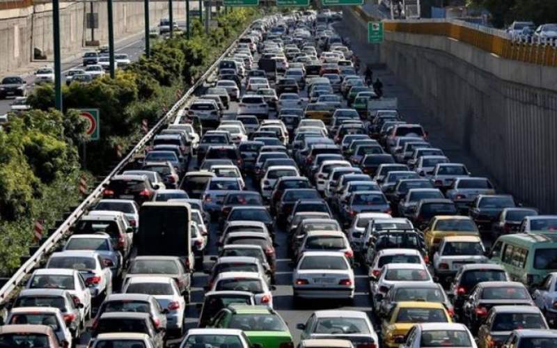 ترافیک سنگین در ۹ بزرگراه شهر تهران