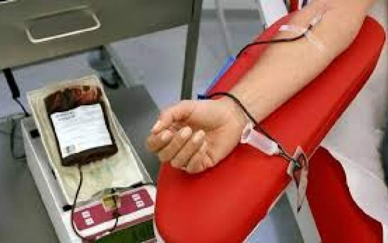 همتی: در کشور کمبود خون داریم