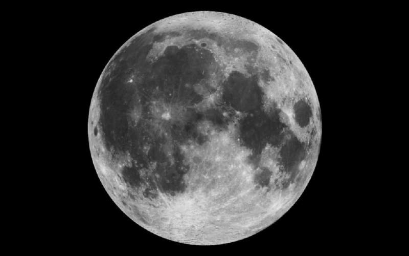 چینی‌ها سنگ‌های کره ماه را به زمین می‌آورند