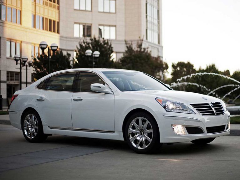 هیوندای اکوس مدل ۲۰۱۱،بازهٔ قیمتی: ۹,۰۰۰ تا ۱۰,۷۰۰ دلار