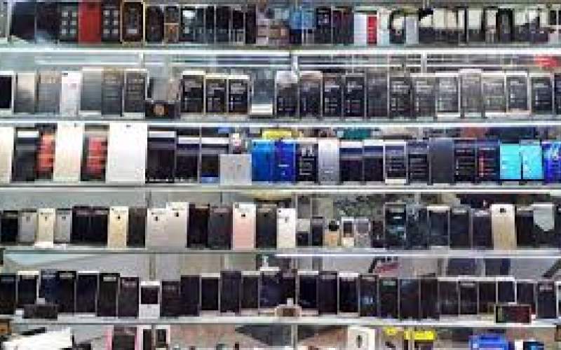 حباب قیمت‌های نجومی تلفن‌های همراه ترکید