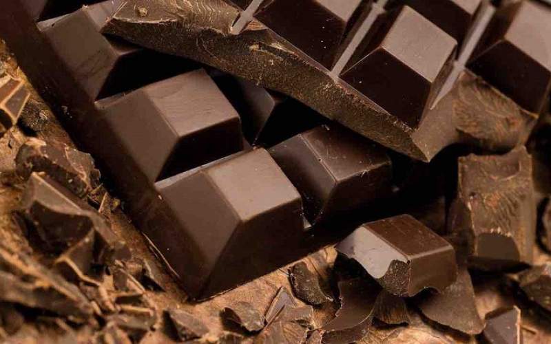 شکلات برای سلامت قلب مفید است