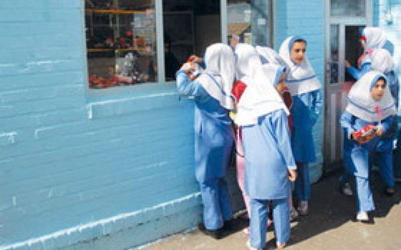 فروش غذاهای گرم در بوفه مدارس ممنوع شد