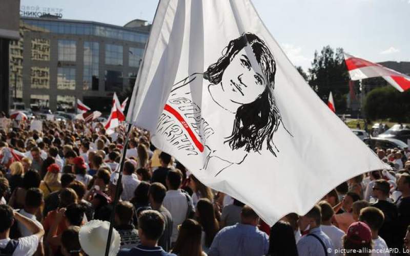 انقلابی زنانه علیه آخرین دیكتاتور اروپا