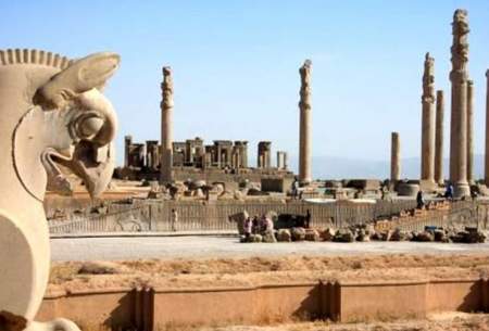 تخت‌جمشید ویترین باستان‌شناسی ایران