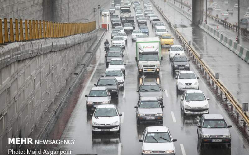 ترافیک سنگین دراغلب‌محورهای منتهی به پایتخت