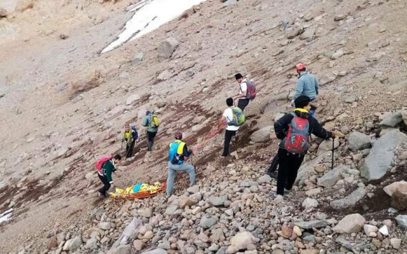 نجات ۲ کوهنورد در ارتفاعات دارآباد