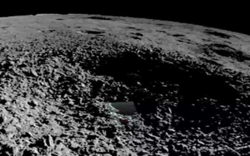 ناسا خاک و سنگ ماه را خریداری می‌کند