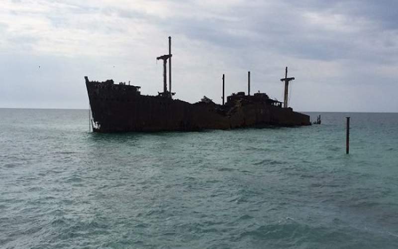 وداع تلخ کشتی یونانی با جزیره کیش