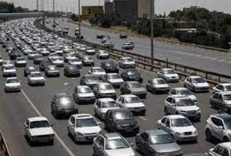 ترافیک در آزادراه کرج-تهران سنگین است