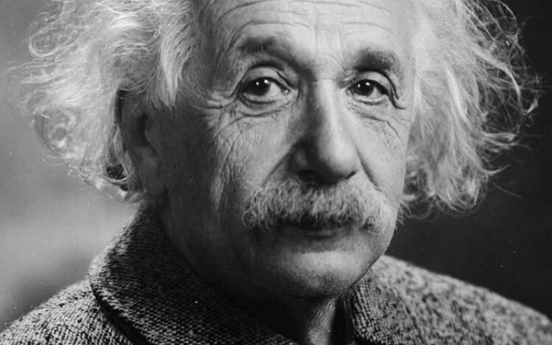 توییتر "نوبل پرایز" از اینشتین یاد کرد