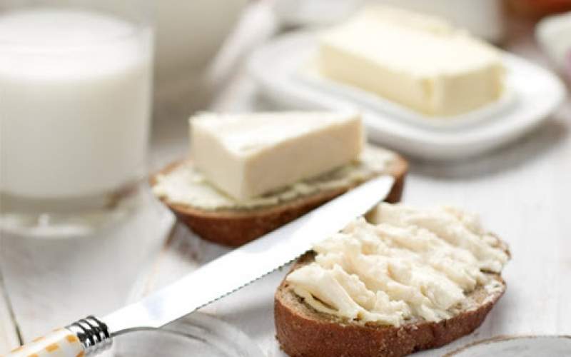 یک لقمه نان و پنیر ۱۰ درصد درآمد ایرانیان را می‌گیرد!