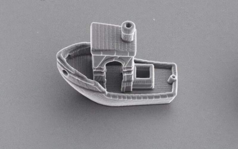 کوچک‌ترین قایق دنیا از تار مو هم باریک‌تر است