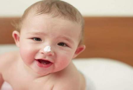 علائم و درمان کم آبی در بدن نوزاد