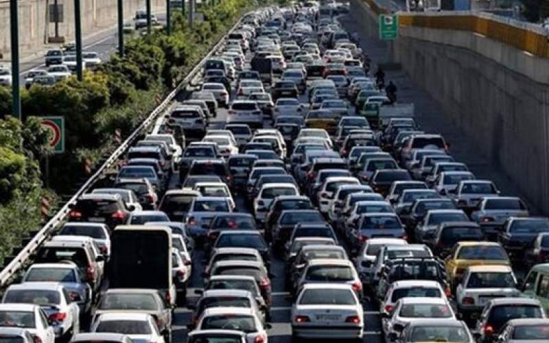 کدام معابر تهران اسیر ترافیک سنگین است