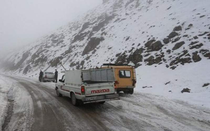 برف و باران در جاده‌های ۶ استان کشور