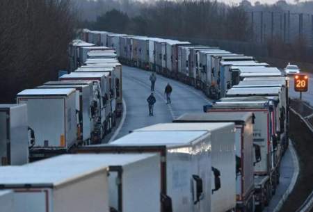 صف طولانی کامیون‌ها در مرز انگلیس/تصاویر