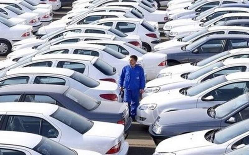 شهروندان منتظر کاهش بهای خودرو، خودروسازان درصدد افزایش قیمت