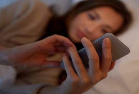 عوارض استفاده از گوشی پیش از خواب
