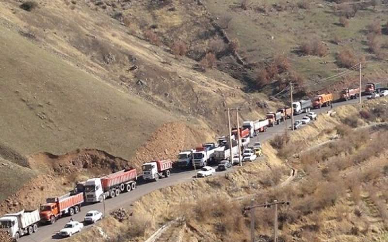 کامیون‌ها در مرز شیخ‌صله صف کشیده‌اند