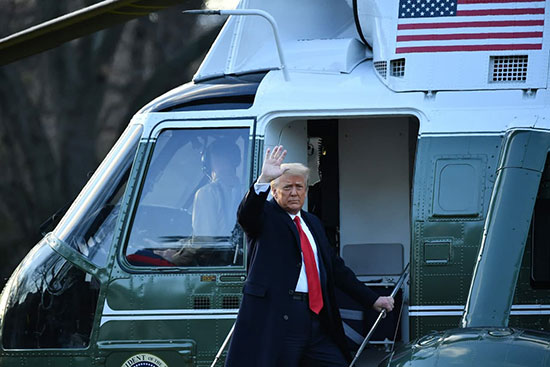 دونالد ترامپ کاخ سفید را ترک کرد/تصاویر