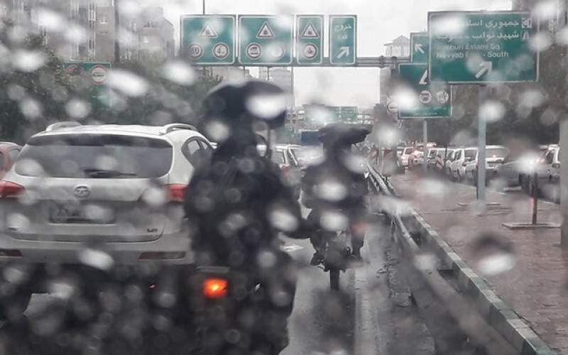 ترافیک نیمه سنگین در ورودی تهران