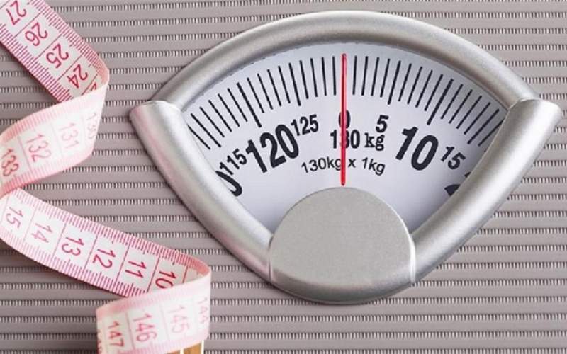 علائمی که نشان می‌دهد وزن مناسبی ندارید