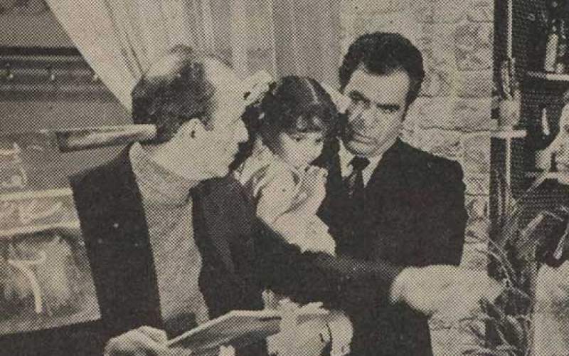 در کنار مرحوم ناصر ملک‌مطیعی از ستارگان سینمای ایران در دهه پنجاه