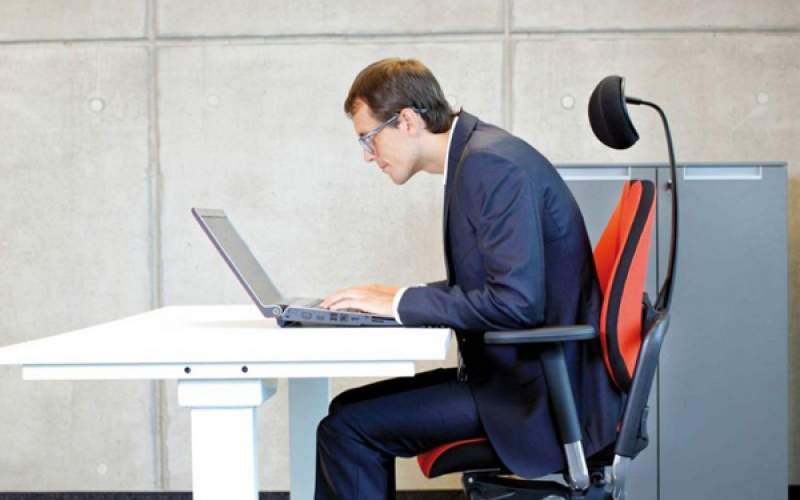 نشستن طولانی مدت و ۸ بلایی که سرتان می‌آید - بهار نیوز