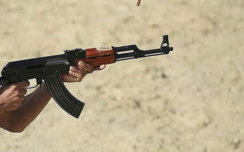 قتل جوان چُرامی بااسلحه گرم درمیدان مرکزی شهر