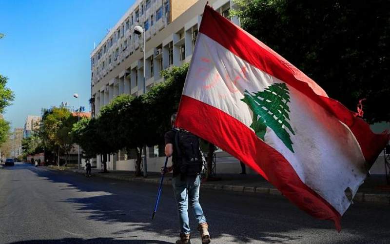لبنان در حال فروپاشی است