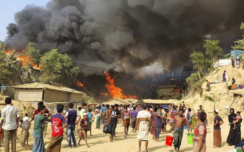 آتش‌سوزی در کمپ پناهجویان روهینگیا
