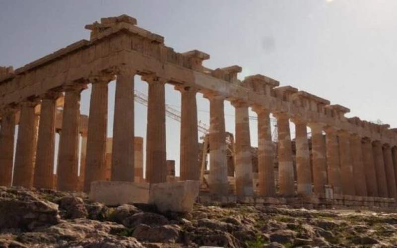 یونان در انتظار بازگشت گردشگران