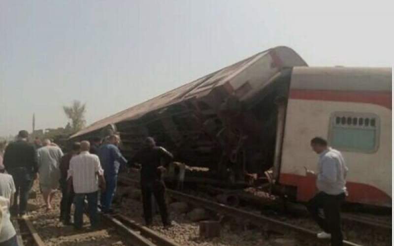 خروج قطار در مصر، ۱۶ کشته و ۹۷ زخمی