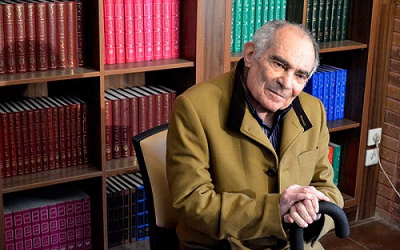 محمدرضا باطنی، زبان‌شناس مشهور درگذشت