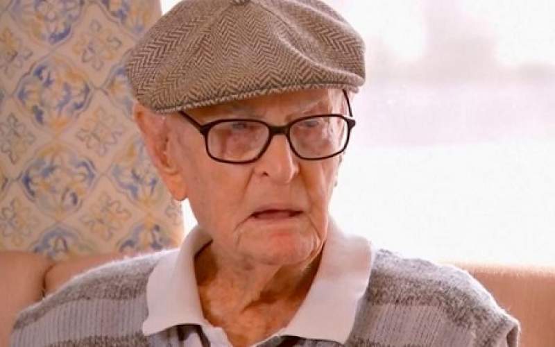 مغز مرغ، راز طول عمر پیرترین مرد استرالیا؟