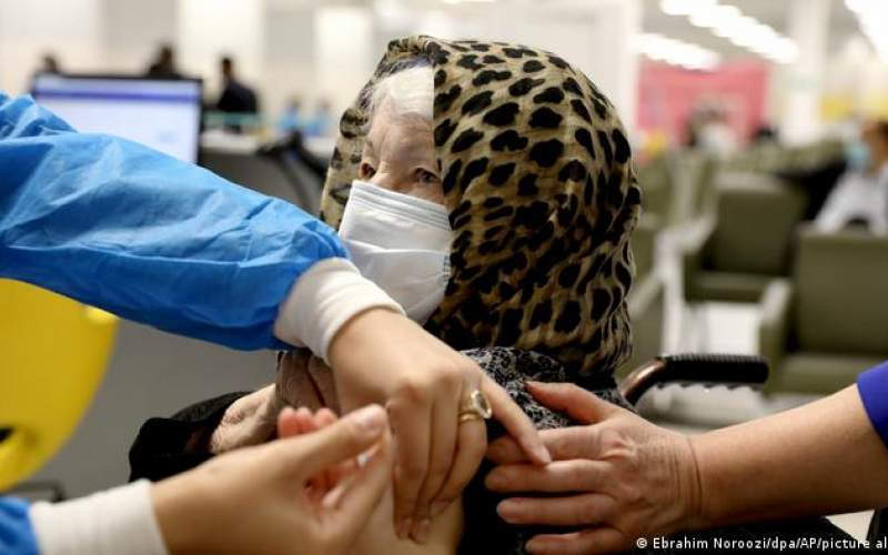 کارشناسان آلمان: خاصیت مغناطیسی واکسن کرونا ادعایی بی‌اساس است