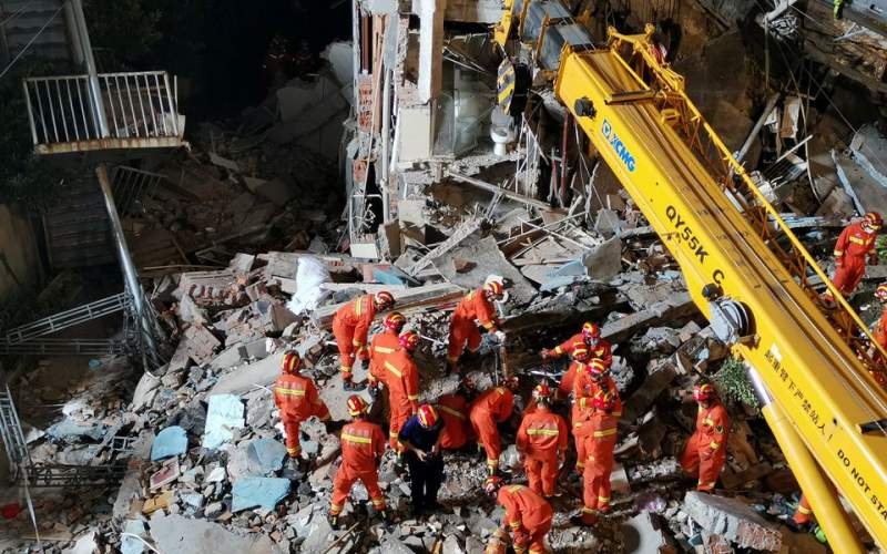 ۸ کشته و ۹ مفقود در ریزش یک هتل در چین