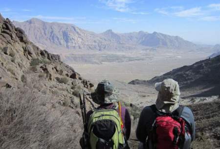حمله گروهی به زوج کوهنورد یزدی در روز روشن