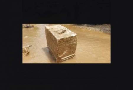 کشف کتیبه‌ ۴۰۰ ساله در زنجان پس از سیلاب اخیر